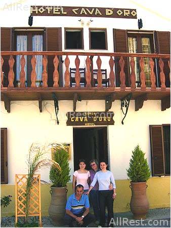Cava Doro Hotel 